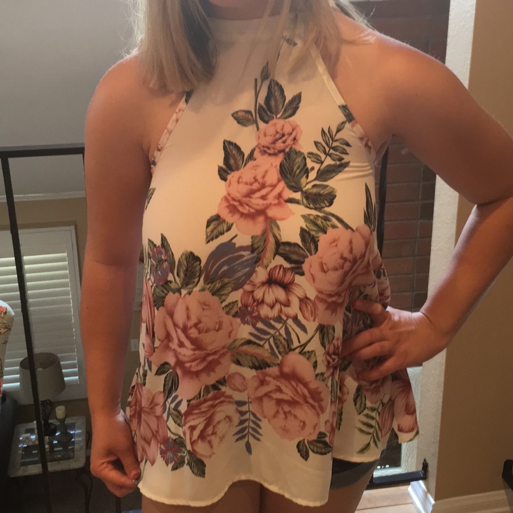 Privy Roses Top